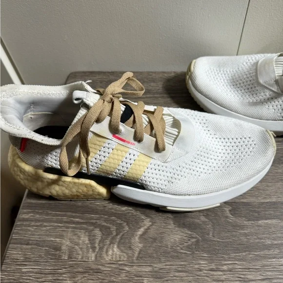 Adidas 10.5 - Picture 2 of 8